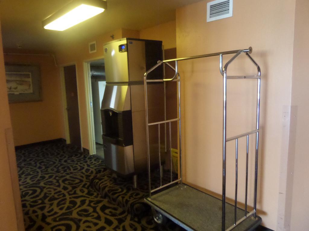 Americas Best Value Inn Rawlins Extérieur photo